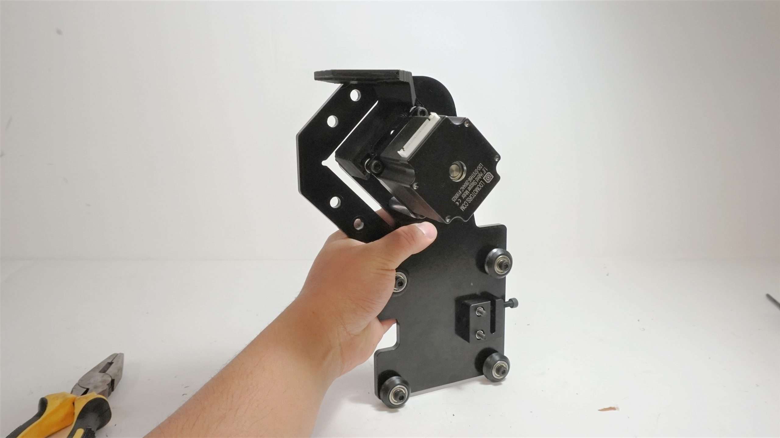 Completed assembly Sienci Labs