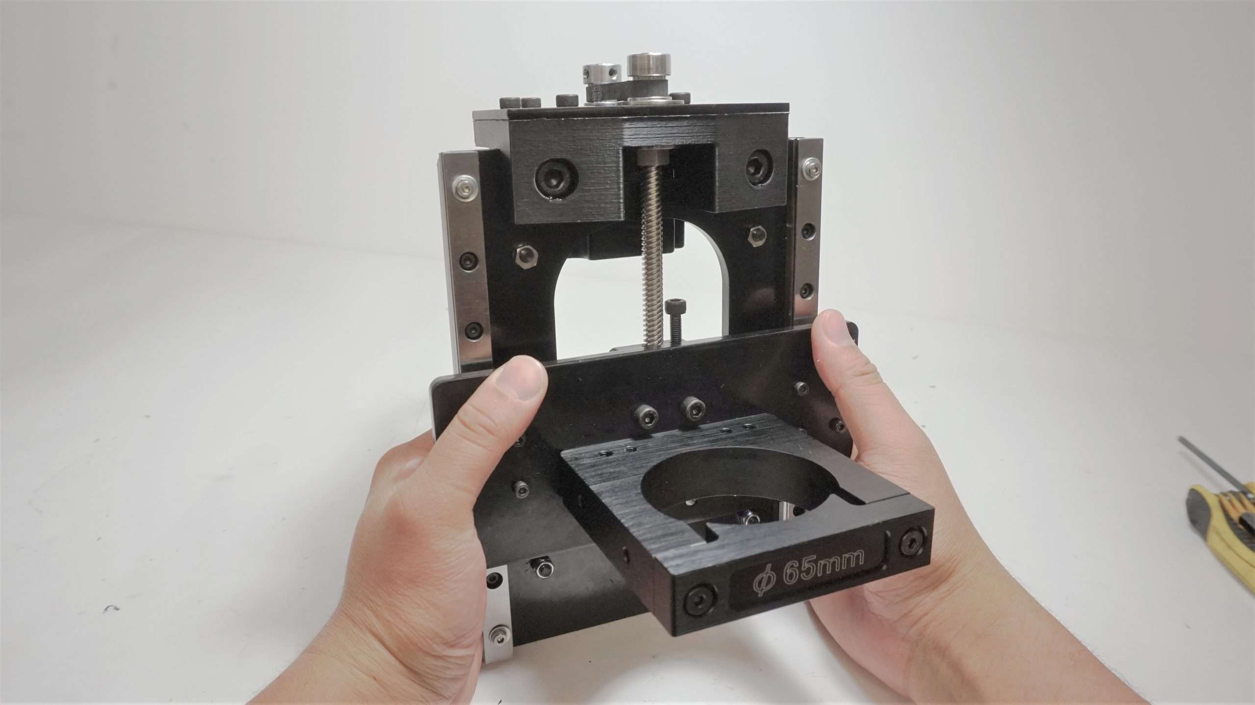 final assembly with mount | Sienci Labs